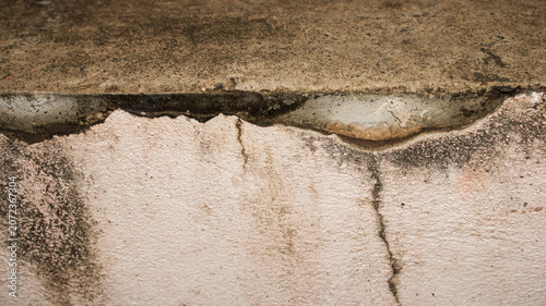Detailed Image of Cracked and Weathered Wall Surface Texture