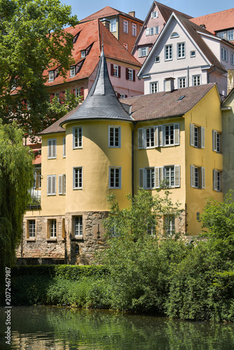 Hölderlinturm am Fluss Neckar in der Universitätsstadt Tübingen