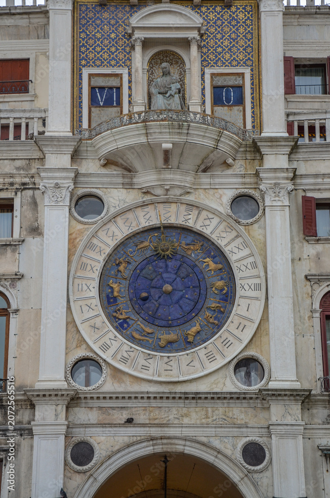 Obraz premium Italy, Venice, September 30, 2025, clock tower on St. Mark's Square in Venice
