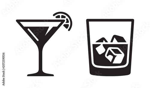 Foto solid black glyph icons of alcoholic drinks and night club beverages