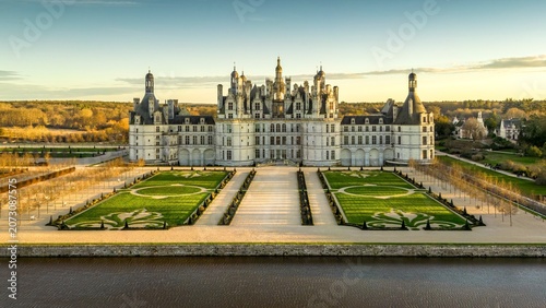 Foto Chateau de Chambord, Chambord - December 24, 2025: The majestic Château de Chamb