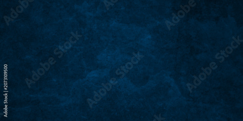 Foto Dark blue color grunge old aged retro vintage stone concrete cement blackboard chalkboard wall backdrop floor texture