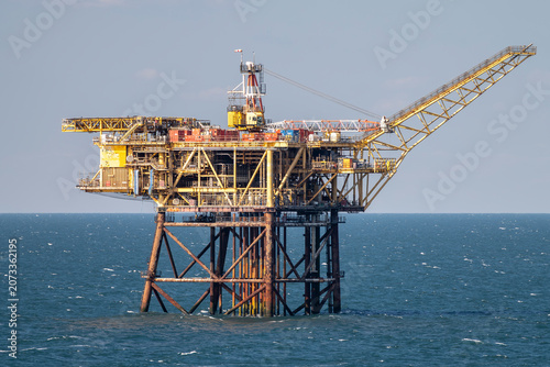 Bild auf Leinwand Offshore UK Gas Platform in the Irish Sea Between Heysham and the Isle of Man