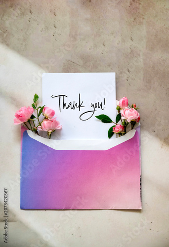 Fotografía Thank you greeting card with pink roses