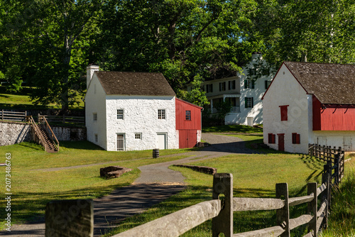 Canvastavla The Buckley and Brooke Office and Store at Hopewell Furnace National Historic Site, where company records, payroll, sales and daily commerce were managed during the nineteenth century