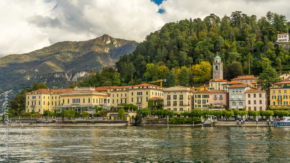 Fototapeta premium Bellagio on Lake Como, Italy
