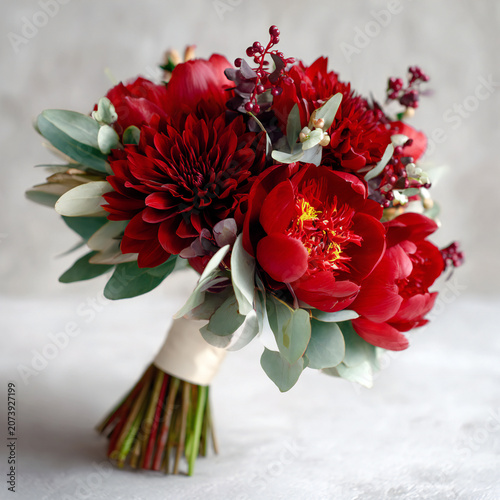 Simple fresh red color flower bouquet for bride for homecoming
