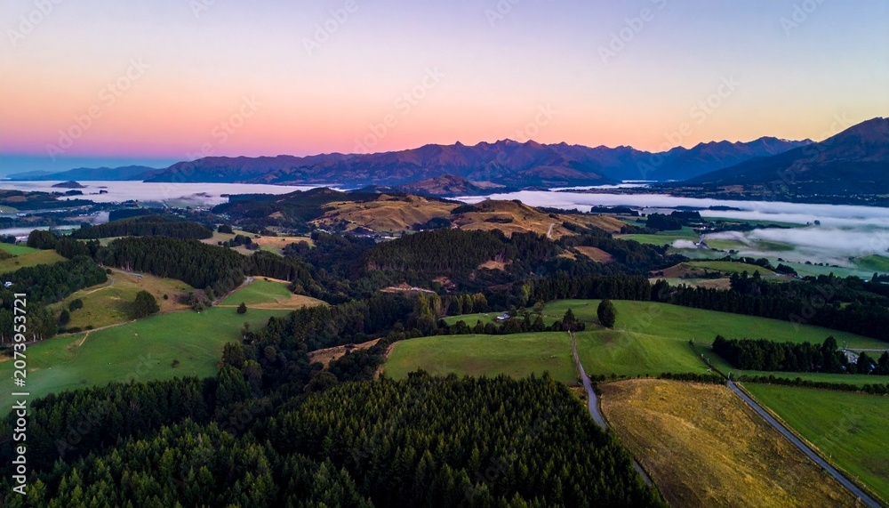 Obraz premium Evening aerial view of Southland, New Zealand 