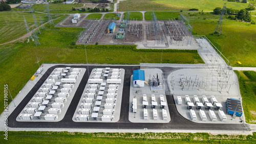 Fotografía Large scale battery energy storage system connecting to a high voltage electrica