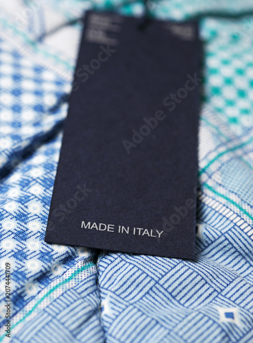 Принти на полотні made in italy cardboard tag on bedcover