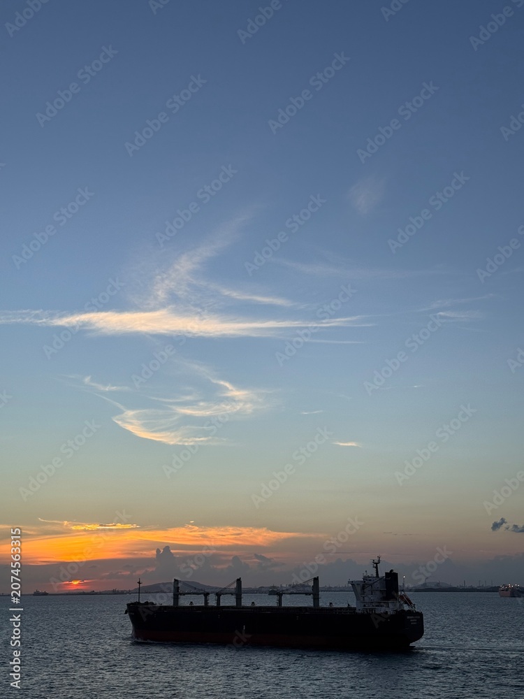 Obraz premium sunset at the sea