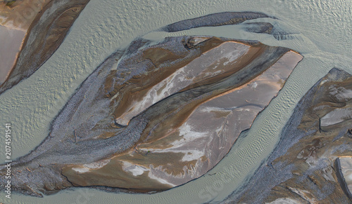 Billede på lærred A drone view of picturesque islands at the confluence of the Chilik River and the Bartogoy Reservoir in southeastern Kazakhstan