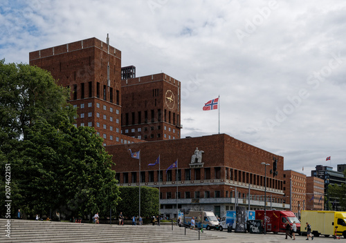 Grand Oslo City Hall: Norwegian Landmark with Clock Tower and Flag