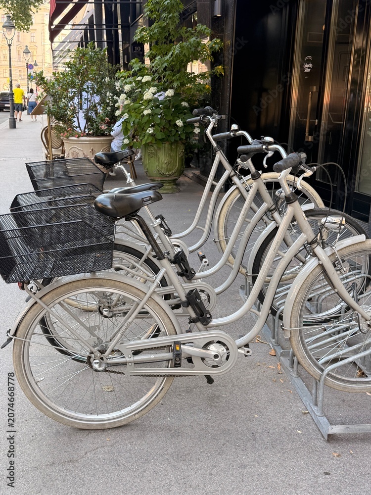 Obraz premium bicycles in amsterdam