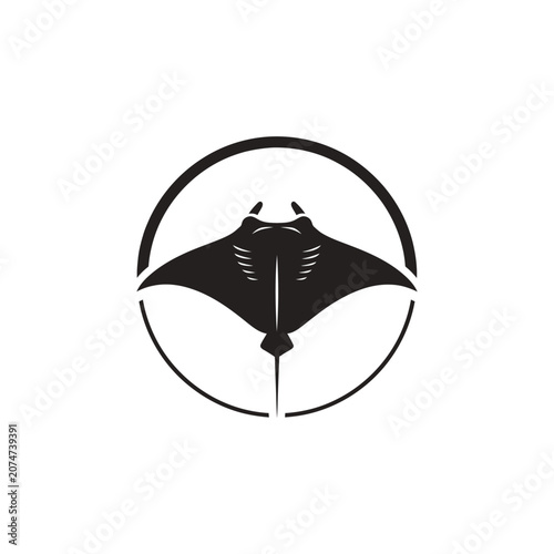 Bild auf Leinwand Circular manta ray logo design in black and white.