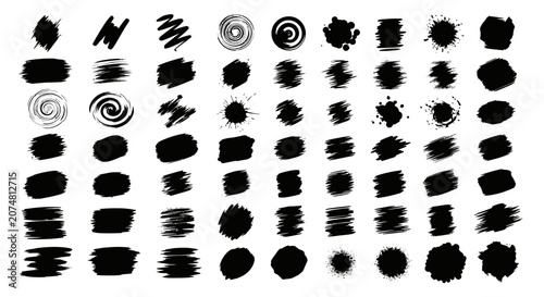 Black highlighter brush stroke lines set for underline banners, dry paint marker stripes, rough grunge ink smears and bold hand drawn highlight elements, Grunge paint lines
