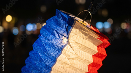 Guirlande et Lampion Tricolores pour la Fête Nationale Française