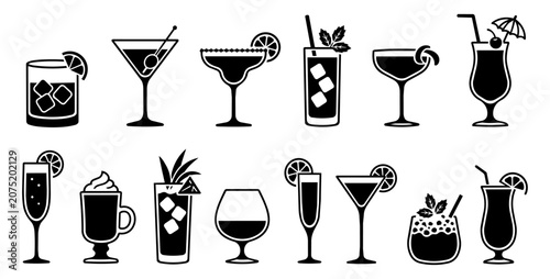 Foto Luxury Cocktail Silhouette Icon Set with Martini, Old Fashioned, Mojito, Margari