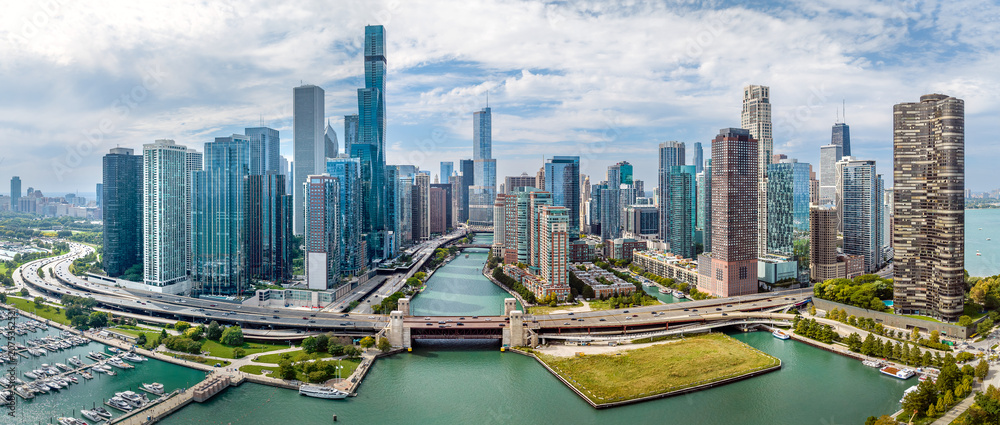 Fototapeta premium Aerial panoramic view of the Chicago City skyline in Illinois, USA. September 24, 2023. 