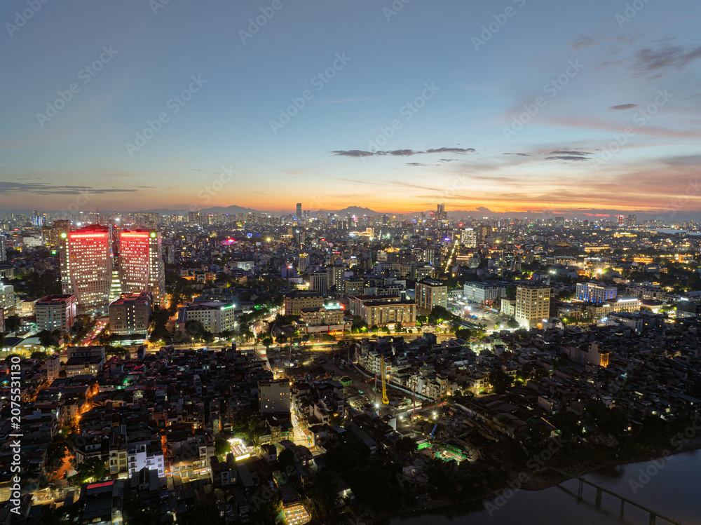 Fototapeta premium Twilight Skyline of Hoan Kiem District, Hanoi, Vietnam