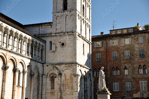  Place du Duomo à Lucca. Italie