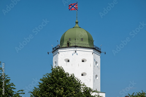 Картината върху платно St. Olaf's Tower, the main attraction of Vyborg Castle