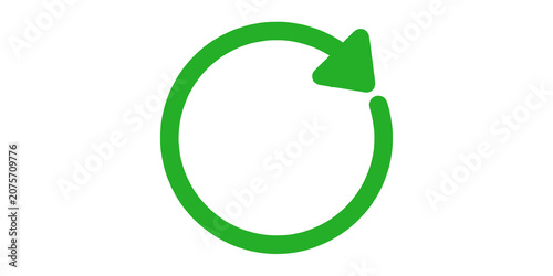 Fotografie Green circular arrow icon for refresh or reload action isolated on transparent b