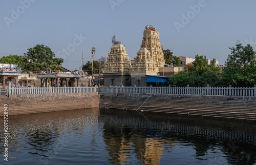 The Kachabeshwarar Temple in Thirukachur is a Hindu temple dedicated to the deity Shiva, in Kanchipuram in the South Indian state of Tamil Nadu.