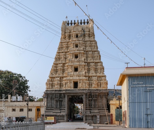 The Kachabeshwarar Temple in Thirukachur is a Hindu temple dedicated to the deity Shiva, in Kanchipuram in the South Indian state of Tamil Nadu.