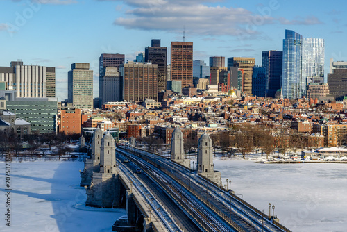 Obraz na płótnie Boston Skyline Over Frozen Charles River in Winter
