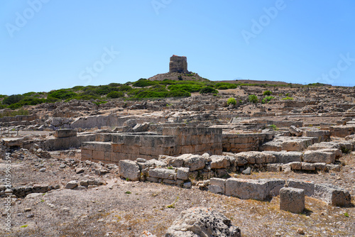 Obraz na plátně Ancient ruins of Tharros archaeological site overlooked by the San Giovanni di S
