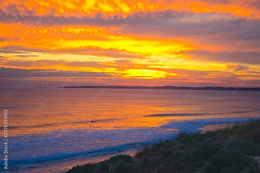 Fototapeta premium Millowl sunset, looking towards Pyramid Rock, from Anzacs beach, Phillip Island, Victoria, Australia