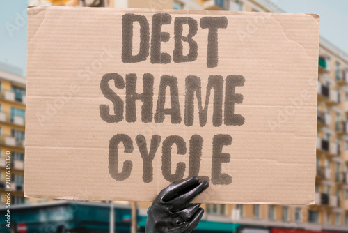 Fotografía "Debt shame cycle" Financial stigma repeats across generations