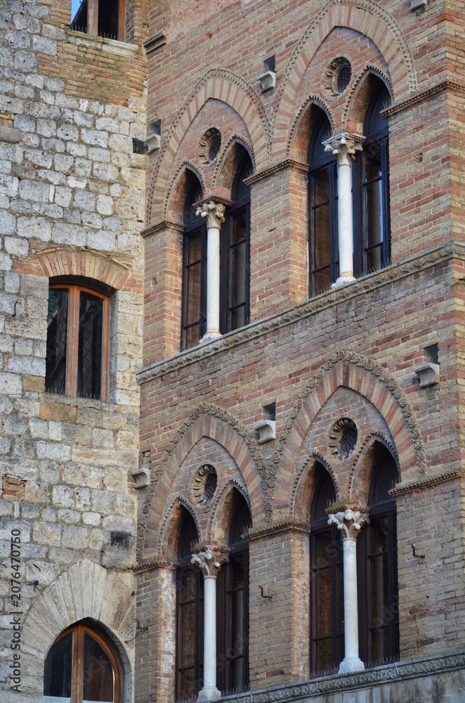 Fototapeta premium Medieval town of San Gimignano