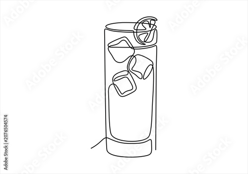 Continuous line drawing of a tall glass filled with ice cubes and a lemon slice, with a straw, perfect for summer drinks and refreshment.