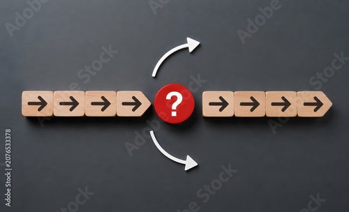 Obraz na płótnie Decision making concept showing red question mark circle interrupting continuous arrow path for strategic planning