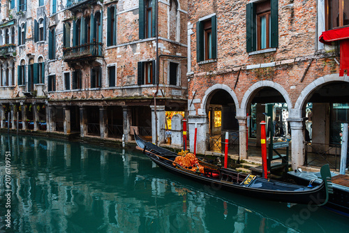 Photography street view of jewish quarter in venice, italy