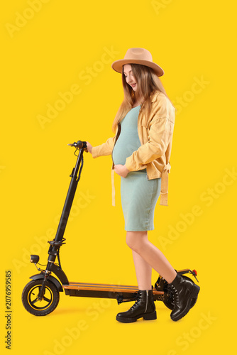 Beautiful young pregnant wo...