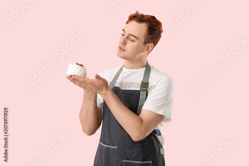 Male confectioner with tast...