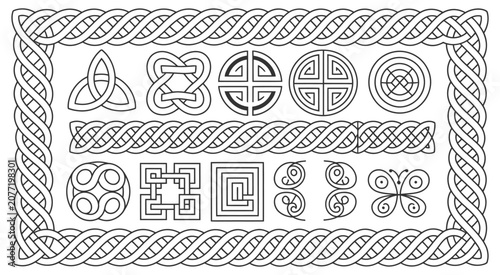 Quadro su tela Celtic Knot Ornamental Borders for Irish Heritage, Medieval Manuscript Designs,
