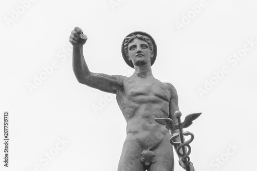 Quadro su tela Classical sculpture of Hermes, Olympian god of commerce, travel and communication