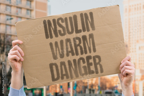 Obraz na płótnie "Insulin warm danger" Temperature-sensitive medication becomes hazardous