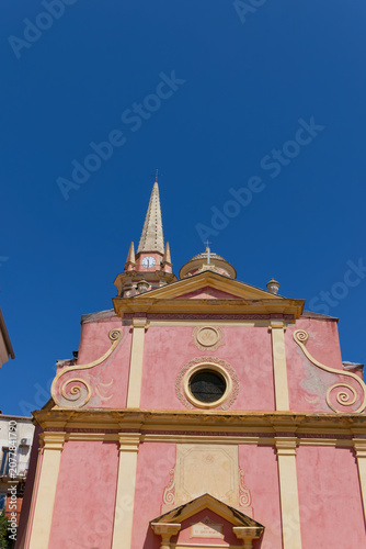 Eglise rose Santa Maria de Calvi en Haute-Corse - France.