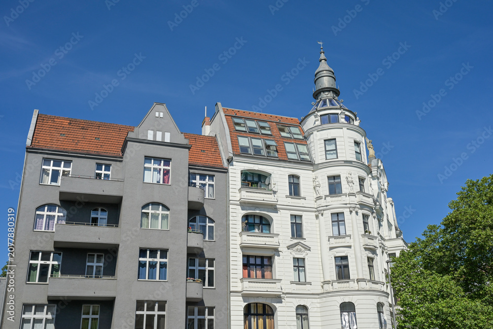 Obraz premium Altbau, Dachgeschoß, Bundesplatz, Wilmersdorf, Bezirk Charlottenburg-Wilmersdorf, Berlin, Deutschland