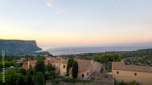 Obraz na płótnie Cap Canaille cliff and Mediterranean Sea from Route de la Gineste, Provence-Alpes-Côte d'Azur, France, Europe