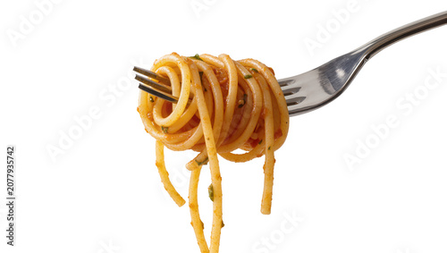 Foto Spaghetti with tomato sauce twirled on a fork, isolated on transparent backgroun