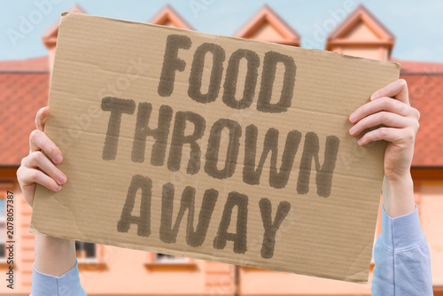 Foto "Food thrown away" Edible items are discarded daily