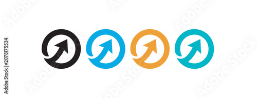 Foto Collection of four circular arrow icons representing growth and positive progres
