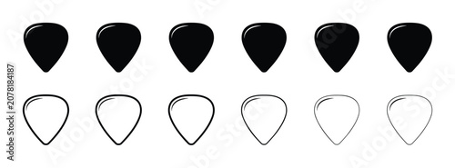 Tablou pe pânză Set of twelve guitar plectrums in black and white featuring six solid silhouette