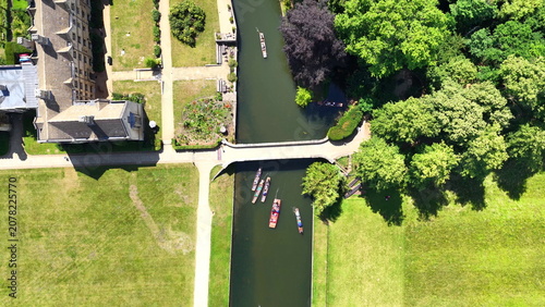 Fotografie River Cam Punting Aerial View in Cambridge